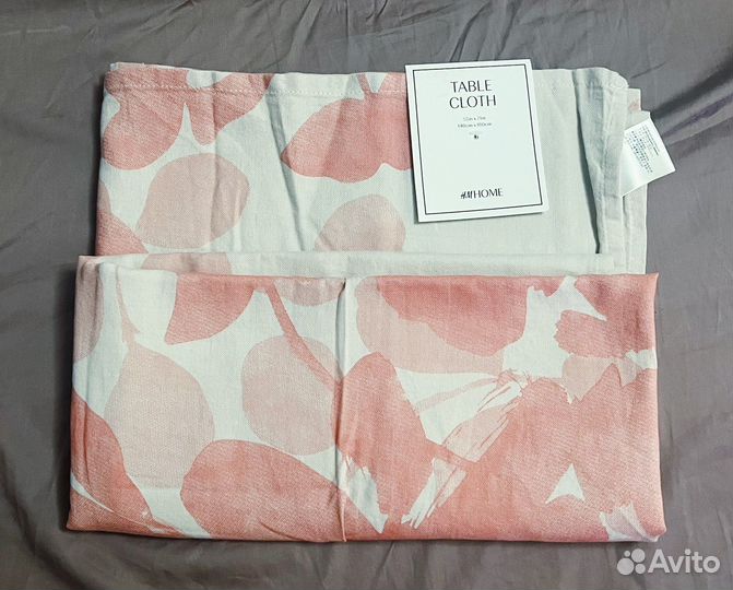 Скатерть HM Home новая