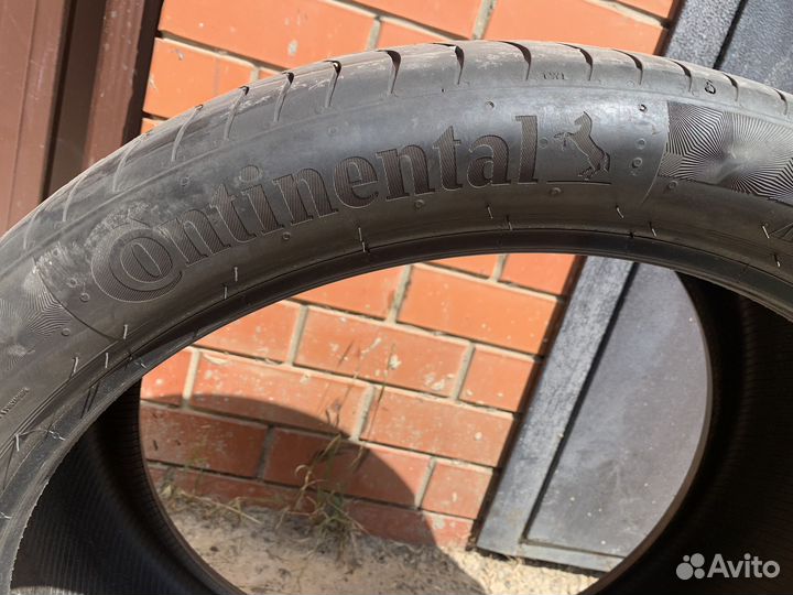 Continental PremiumContact 6 275/35 R22 и 315/30 R22 107Y