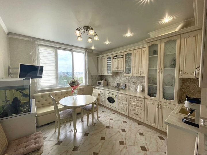 2-к. квартира, 74,6 м², 8/19 эт.