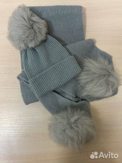 Шапка с шарфом детская