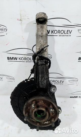 Кулак поворотный передний левый Grand Cherokee (WH