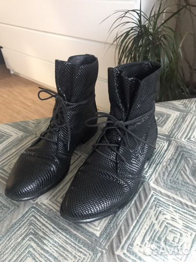 Ботинки