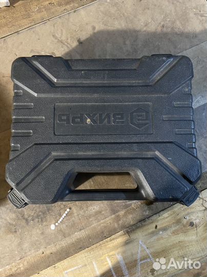 Шуруповерт вихрь 18 в