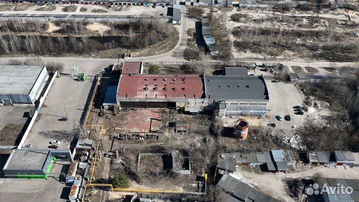 Здание для размещение бизнеса, 1958.3 м²