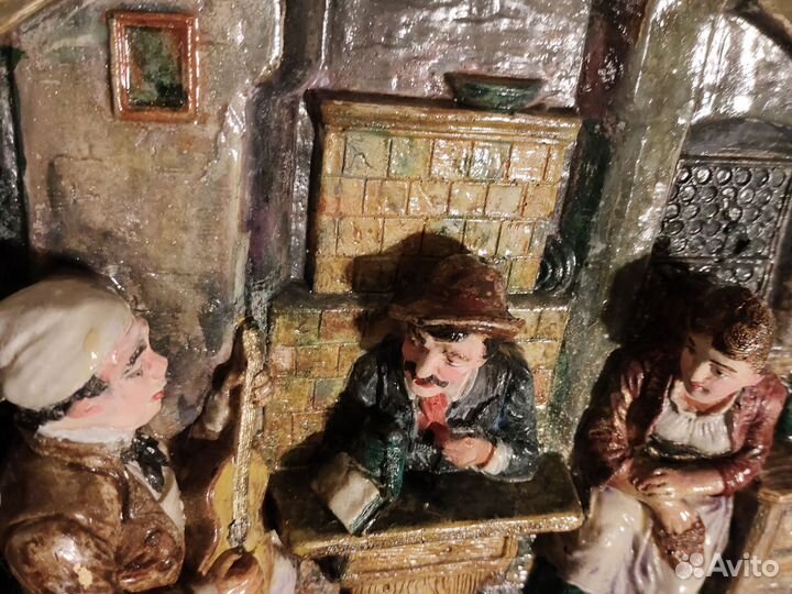 Настенная тарелка панно барельеф гипсовая