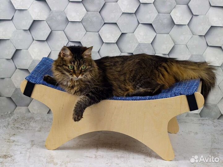 Лежанка для кошек собак