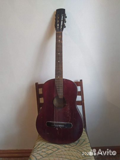 Акустическая гитара