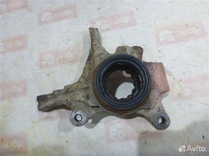 Кулак поворотный передний левый Nissan Almera N15