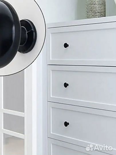 Мебельная ручка кнопка черная матовая