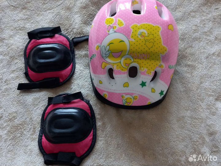 Шлем плюс наколенники