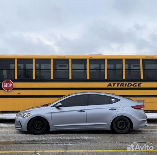 Накладка на заднее стекло Hyundai Elantra 6 AD