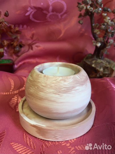 Подсвечник с подставкой