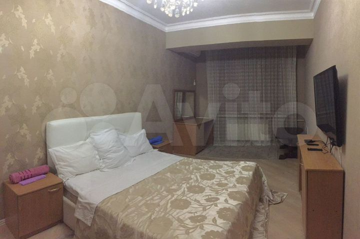 3-к. квартира, 120 м², 6/10 эт.