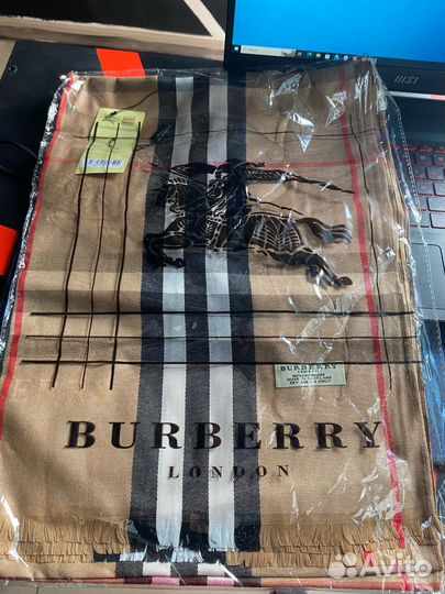 Шарфы и палантины