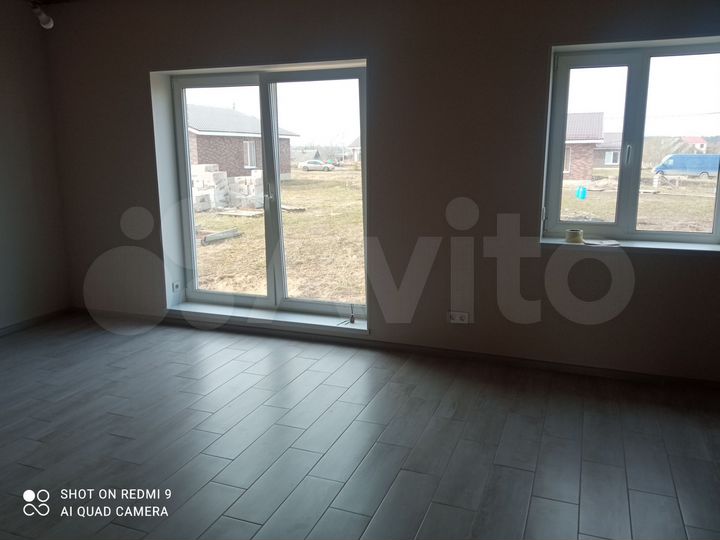 Дом 190 м² на участке 11 сот.