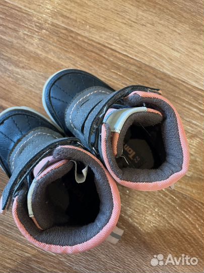 Ботинки для девочки