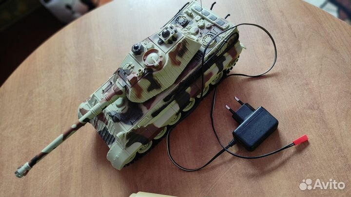 Танк на пульте управления