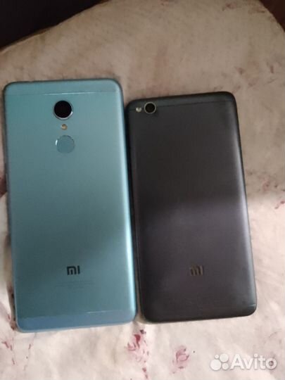 Телефон Samsung