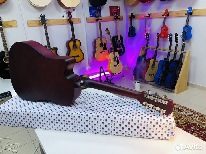 Гитара Belucci Новая