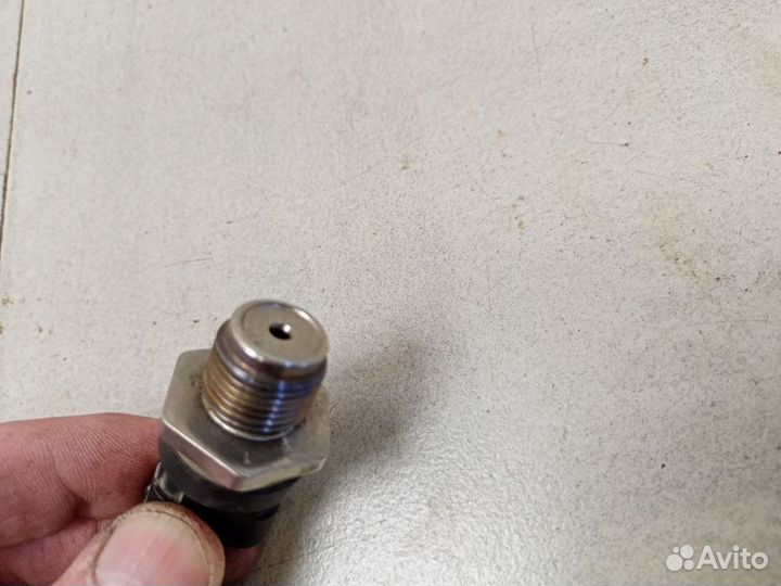 Датчик давления топлива 0281002903