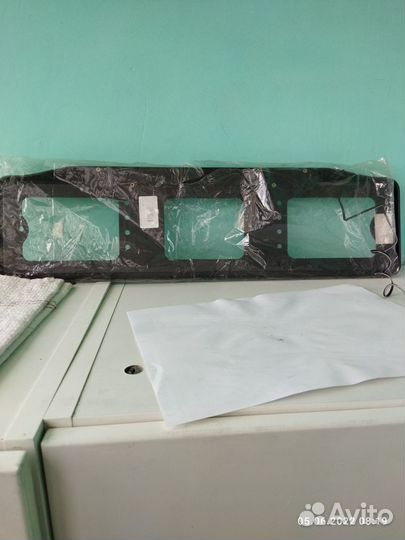 Рамка номерного знака со встроенной подсветкой