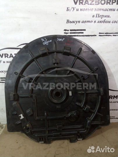 Ящик для инструментов Mazda 3 BK 2002-2009