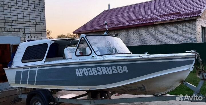 Продаю лодку Прогресс 4 с мотором Tohatsu