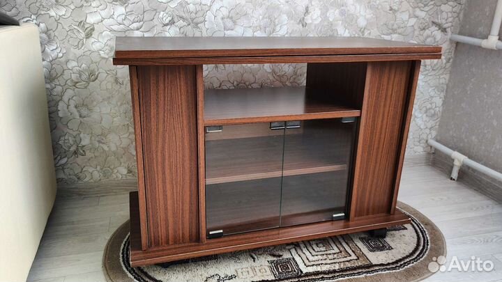 Тумба под телевизор бу