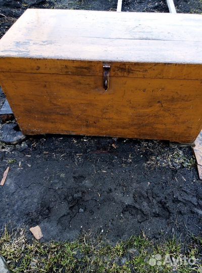 Старинный сундук