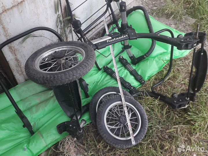 Колесики идругие детали от колясок