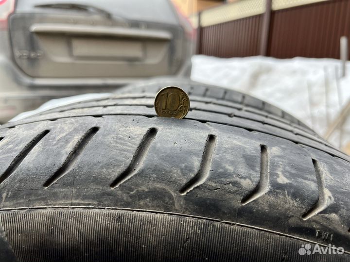 Pirelli P Zero 245/50 R18