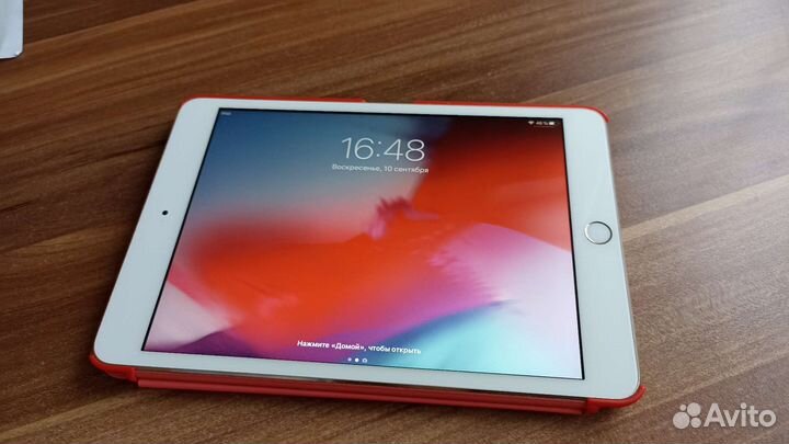 Планшет Apple iPad mini 3 64GB MGY92RU/A