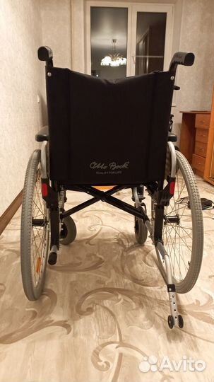 Кресло-коляска с механическим управлением