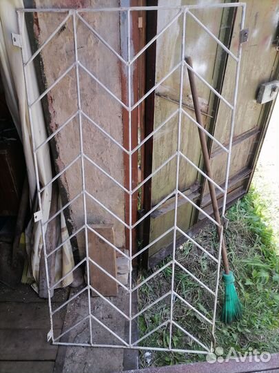 Решетки на окна бу 9 шт