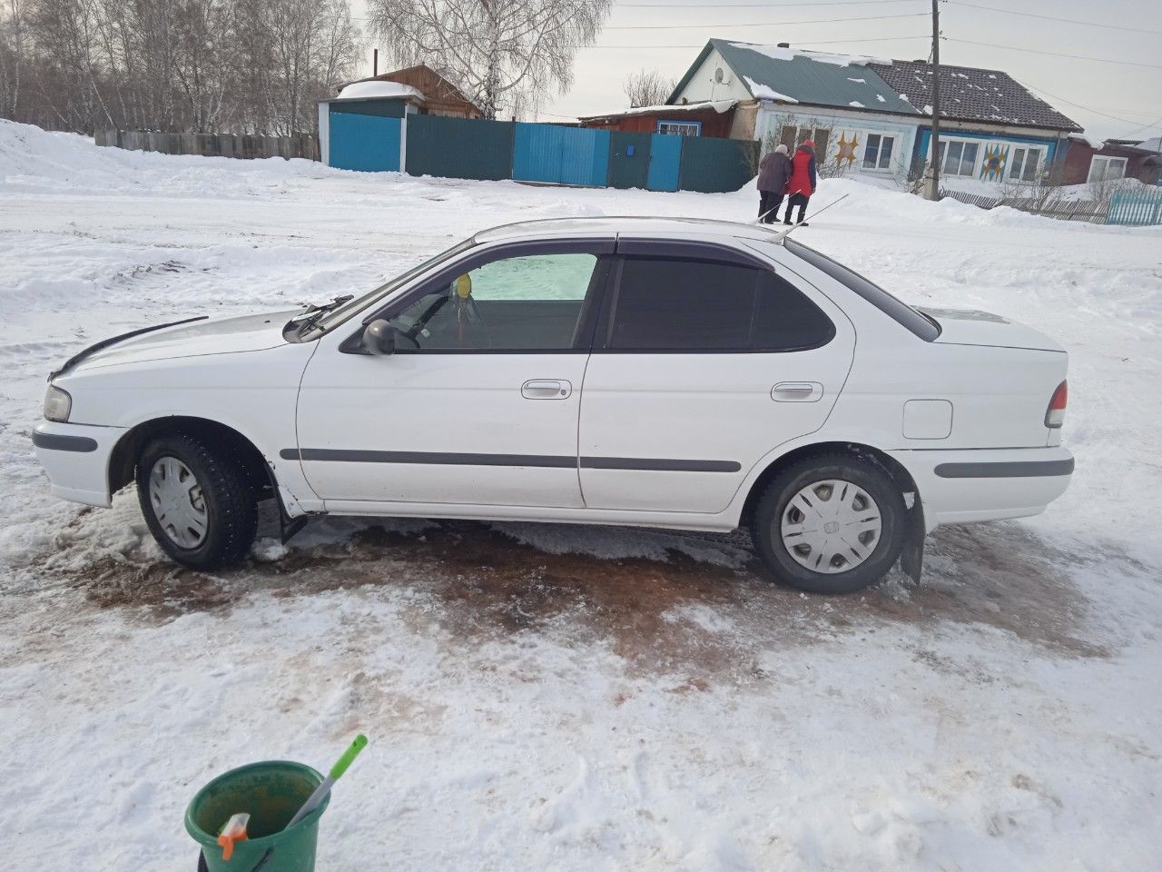 Nissan Sunny: фото владельца