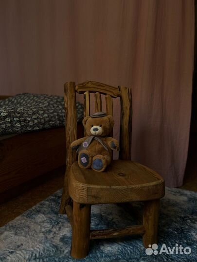 Стульчик деревянный