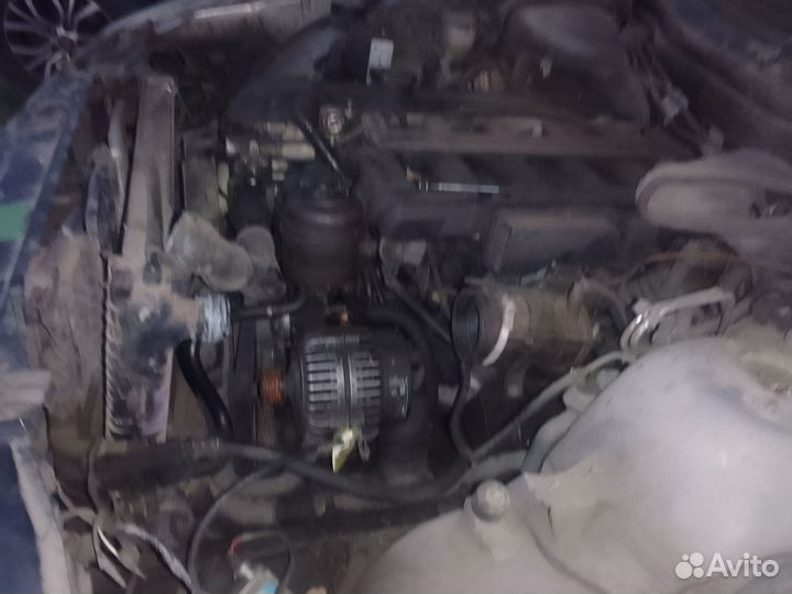 Двигатель по частям Bmw 5 Е39 2.8