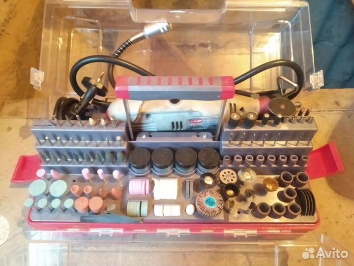 Гравер зубр