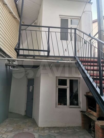 Дом 318 м² на участке 2,8 сот.