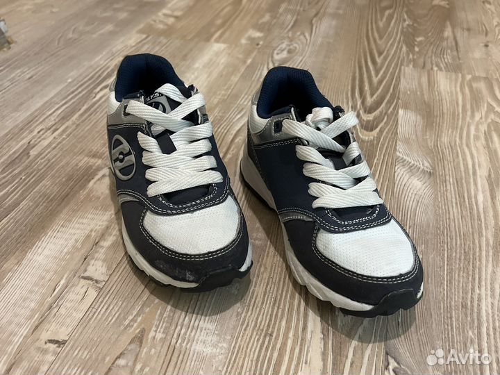 Кроссовки роликовые Heelys без колёсиков