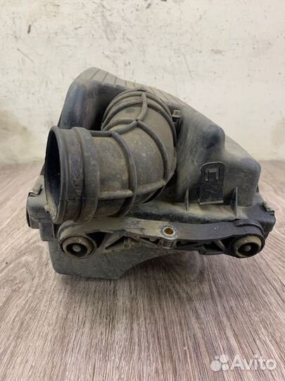 Корпус воздушного фильтра Opel Astra G Z17DTL