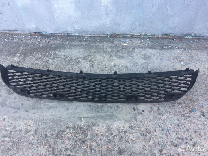 Решетка бампера mazda 3 bk