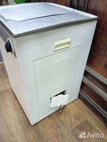 Стиральная машина СССР Волга 15А