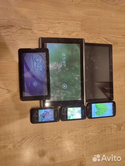 Телефоны и планшеты