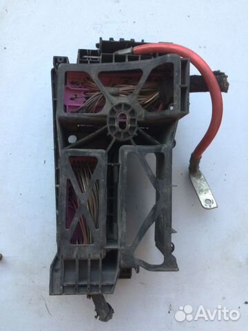 Корпус блока предохранителей Opel Astra H