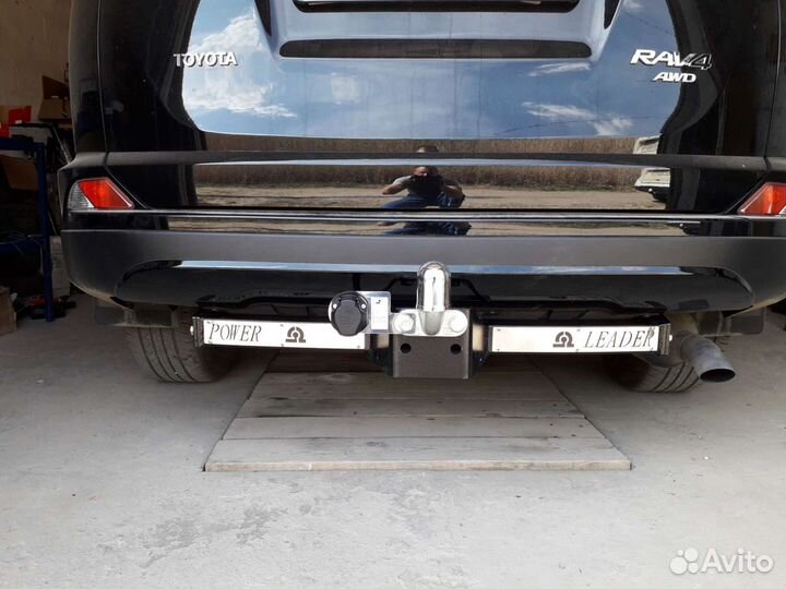 Фаркоп для Toyota Rav4 XA40 2013-2019