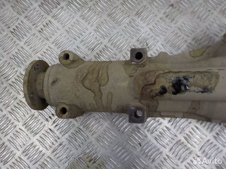 Редуктор задний на Subaru Forester 27011AB290