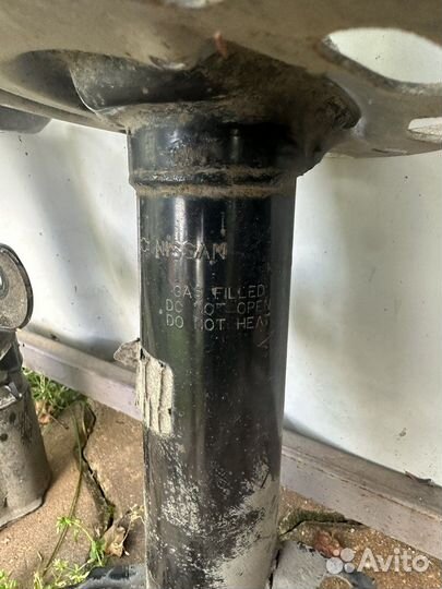 Амортизаторы перкдние infiniti qx60