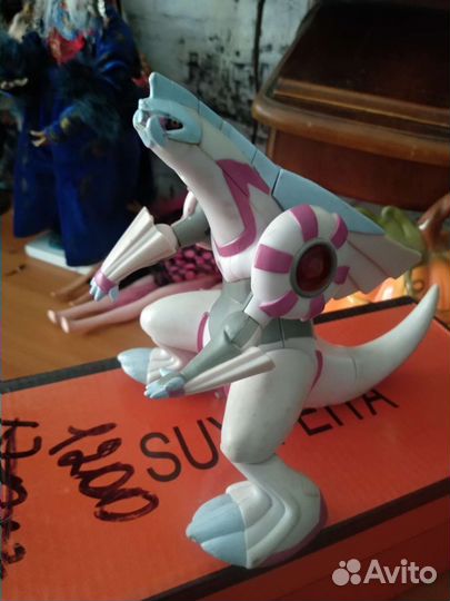 Игрушка покемон