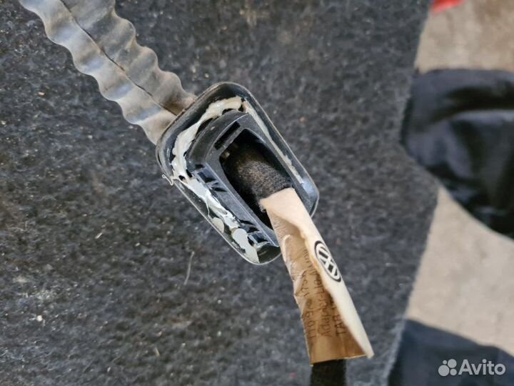 Проводка багажника Volkswagen Touran 1